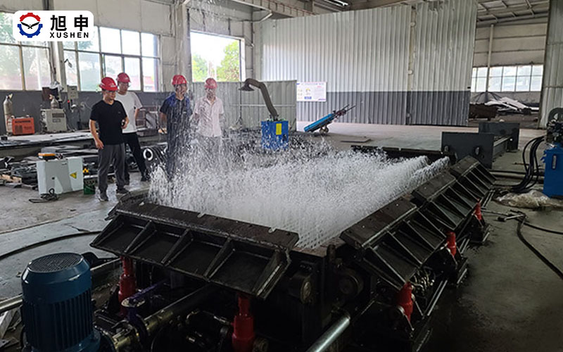 自循環(huán)式水冷焊接平臺(tái)試機(jī)調(diào)試成功，驗(yàn)收合格