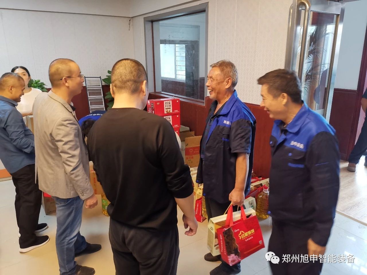 旭申智能裝備有限公司，焊接操作機(jī)，滾輪架變位機(jī)
